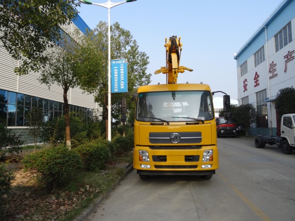 東風(fēng)天錦22米高空作業(yè)車(chē)