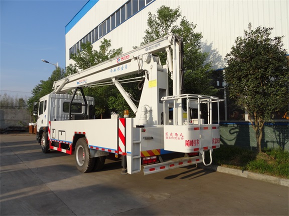 國五東風(fēng)D9高空作業(yè)車(chē)(20米)