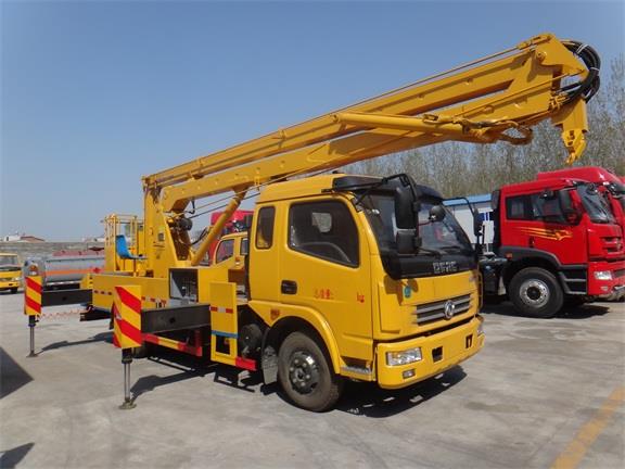 東風(fēng)多利卡18米高空作業(yè)車(chē)