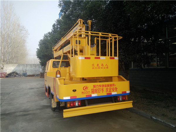 江鈴藍牌12米高空作業(yè)車(chē)