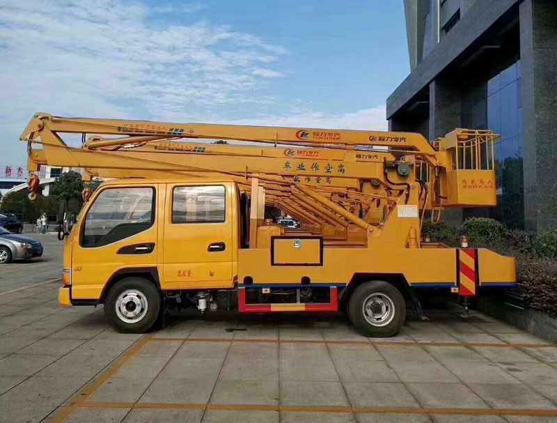 山東江淮駿鈴12米高空作業(yè)車(chē)8臺整裝待發(fā)