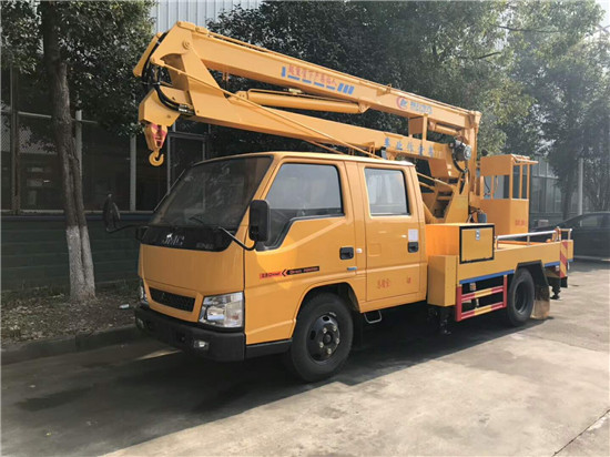 江鈴12米藍牌高空作業(yè)車(chē)，市區暢通無(wú)阻