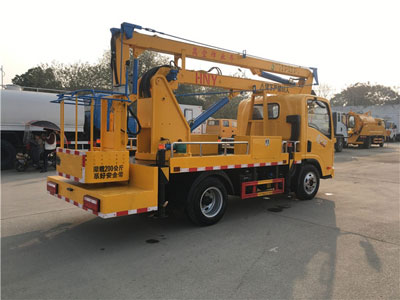 解放國六13.5米藍牌折臂高空作業(yè)車(chē)
