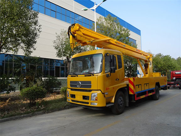 20米東風(fēng)天錦折臂式高空作業(yè)車(chē)廠(chǎng)家直銷(xiāo)江西|湖南|山東|天津等地
