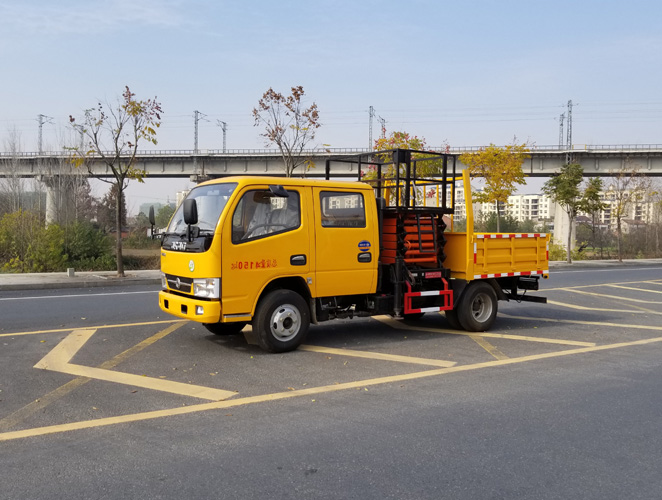 東風(fēng)藍牌6-10米垂直升降作業(yè)車(chē)
