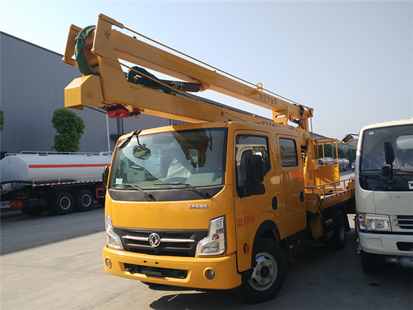 高空作業(yè)車(chē)怎樣手工矯正料條彎曲