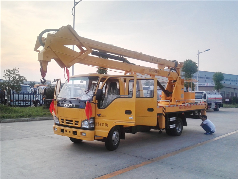 前景可期：國內高空作業(yè)車(chē)產(chǎn)業(yè)朝著(zhù)專(zhuān)業(yè)化、多元化、輕量化發(fā)展