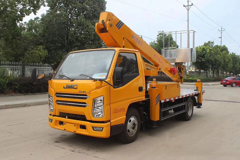 21米高空作業(yè)車(chē)發(fā)車(chē)成功