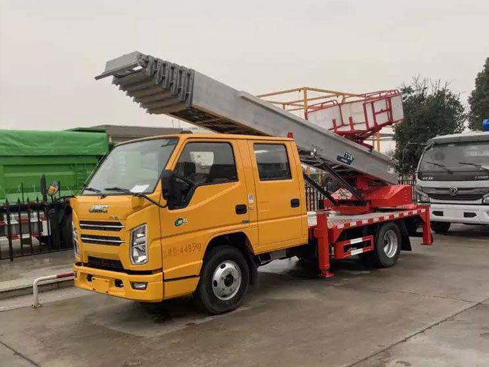 國六云梯高空車(chē)-江鈴上料云梯車(chē)