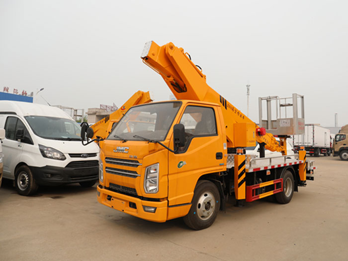 21米的高空作業(yè)車(chē)可以上藍牌嗎