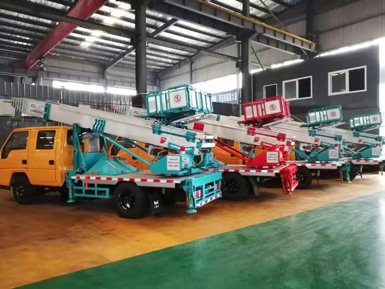 云梯高空作業(yè)車(chē)-32米云梯搬家車(chē)