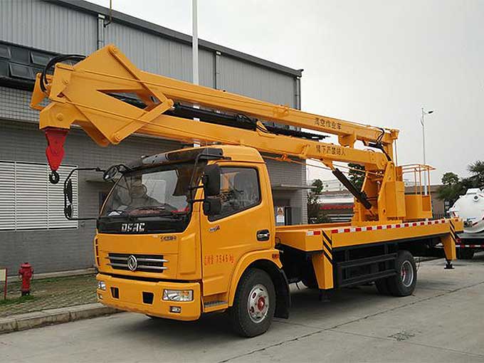 東風(fēng)多利卡18米折疊式高空作業(yè)車(chē)
