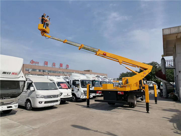 國六江鈴22米伸縮臂高空作業(yè)車(chē)發(fā)車(chē)
