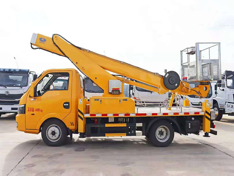 國六東風(fēng)途逸藍牌20米高空作業(yè)車(chē)