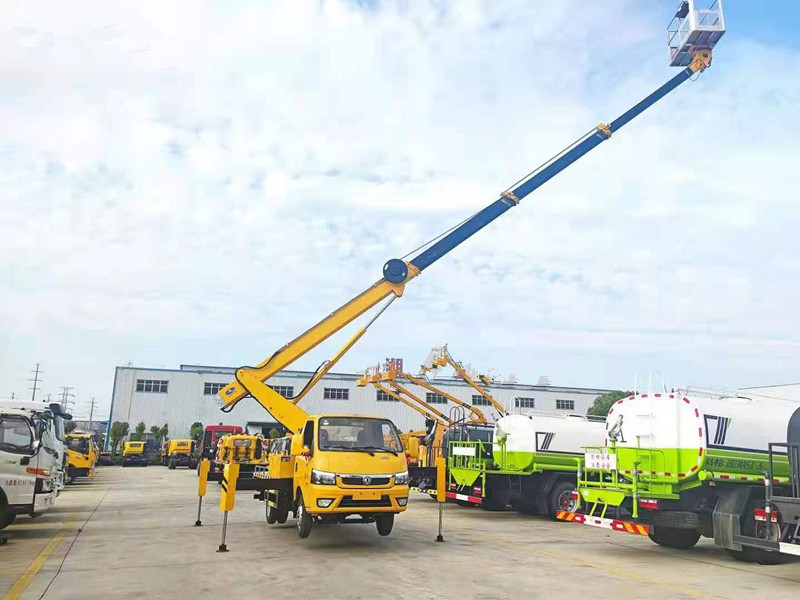 國六東風(fēng)途逸藍牌20米高空作業(yè)車(chē)