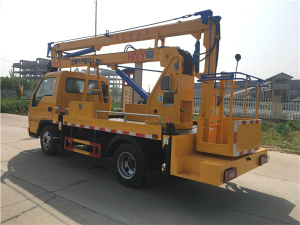 國六藍牌福田13.5米高空作業(yè)車(chē)