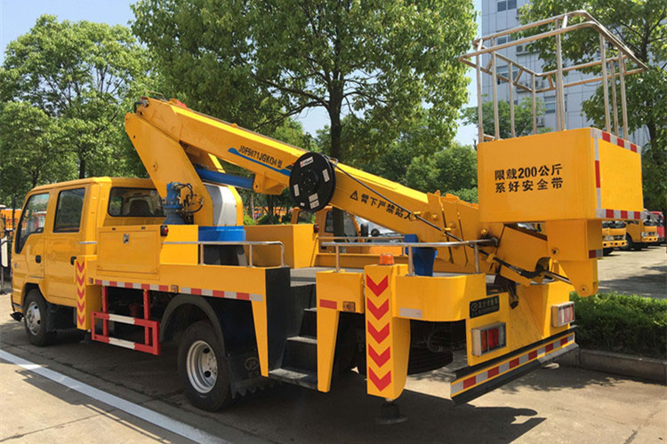 國五五十鈴20米伸縮臂攝影高空作業(yè)車(chē)