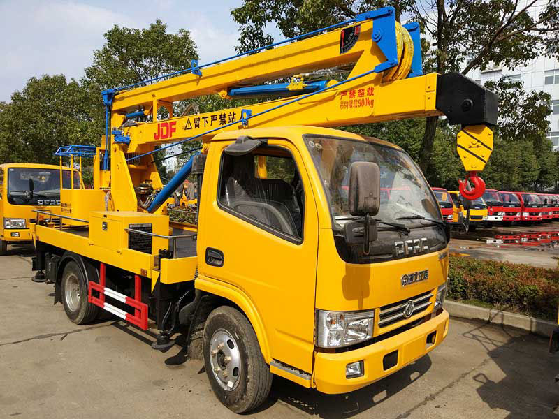 藍牌國六東風(fēng)單排12米高空作業(yè)車(chē)