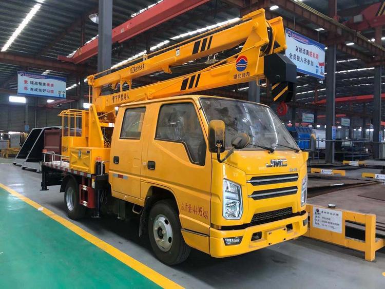 潤之星國六江鈴13米高空作業(yè)車(chē)