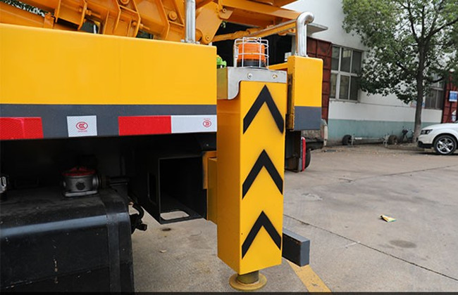 國六東風(fēng)18米直臂式高空作業(yè)車(chē)