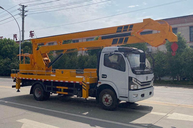東風(fēng)多利卡16米-18米高空作業(yè)車(chē)