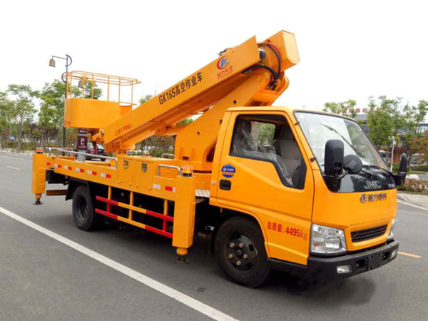 國六江鈴藍牌高空作業(yè)車(chē)配置介紹