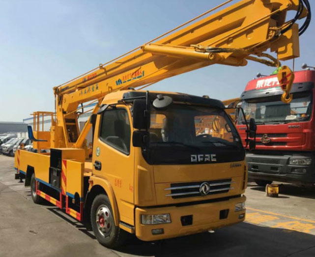 18米的東風(fēng)多利卡高空作業(yè)車(chē)