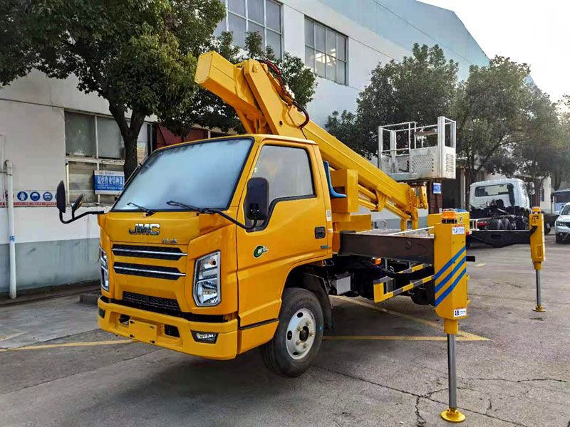 國六江鈴凱銳型22米高空作業(yè)車(chē)