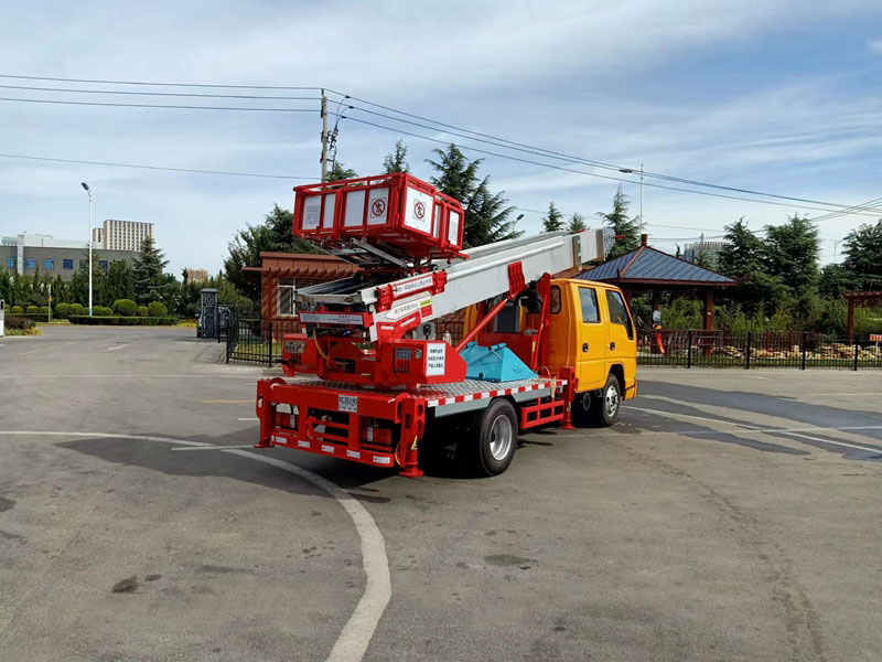 32米高空云梯車(chē)
