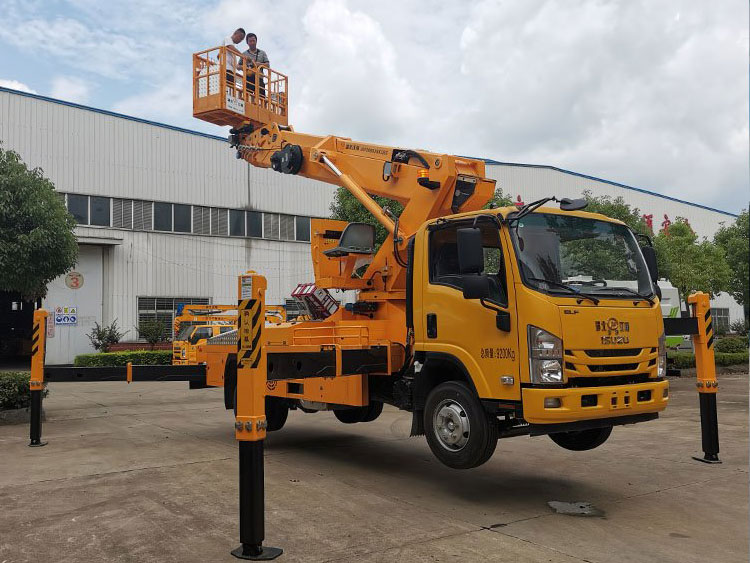 32米伸縮臂高空作業(yè)車(chē)