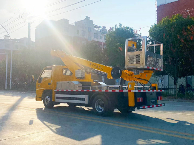 藍牌國六江淮康鈴21米直臂高空作業(yè)車(chē)