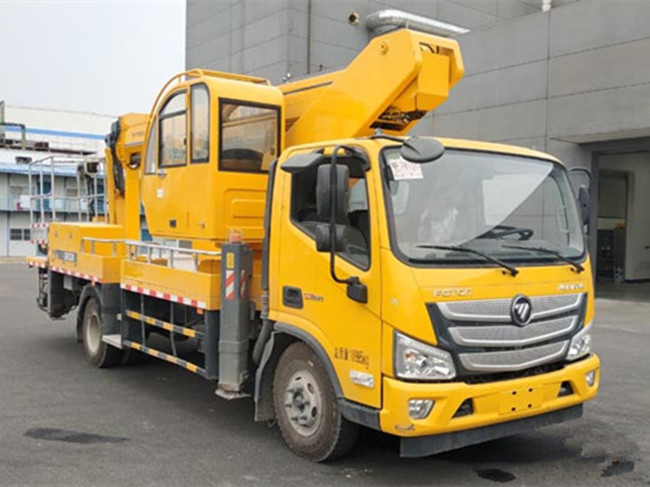 國六福田歐馬可26米直臂高空作業(yè)車(chē)公告