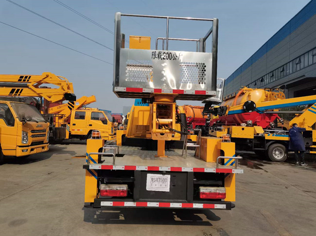 國六東風(fēng)途逸雙排16米直臂高空作業(yè)車(chē)