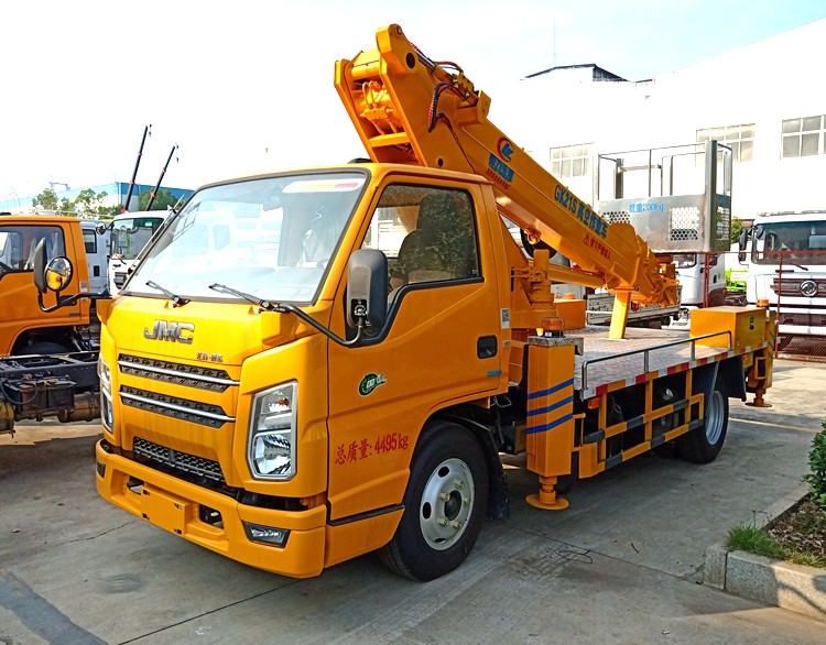 江鈴國六伸縮臂21米高空作業(yè)車(chē)