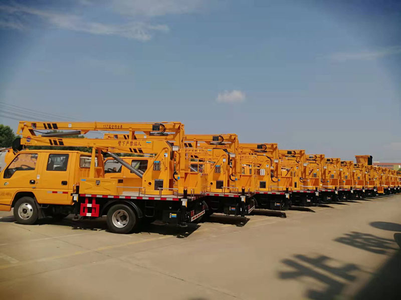 五十鈴13米高空作業(yè)車(chē)