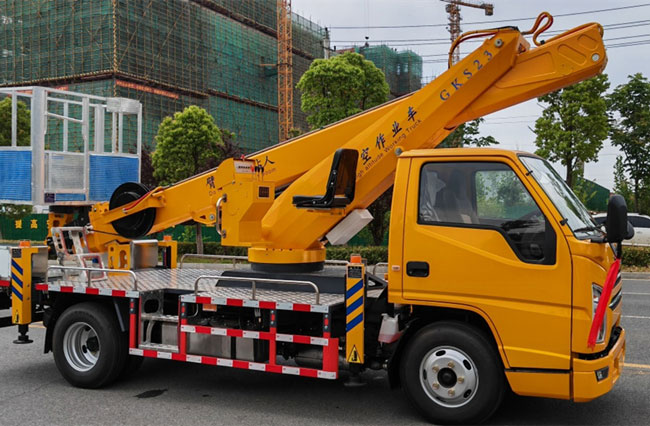 定制藍牌江鈴順達23米高空作業(yè)車(chē)