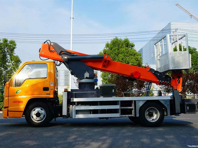 定制24米江鈴順達高空作業(yè)車(chē)