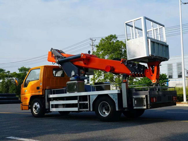定制24米江鈴順達高空作業(yè)車(chē)
