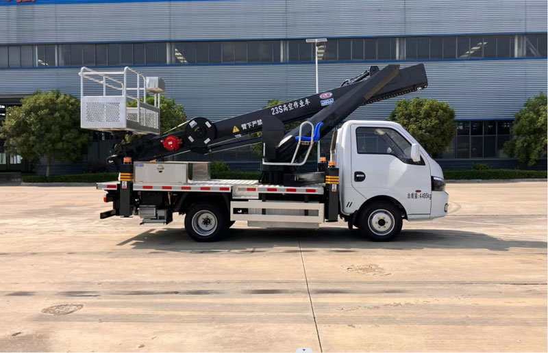 東風(fēng)高端智能型23米藍牌純電動(dòng)高空作業(yè)車(chē)